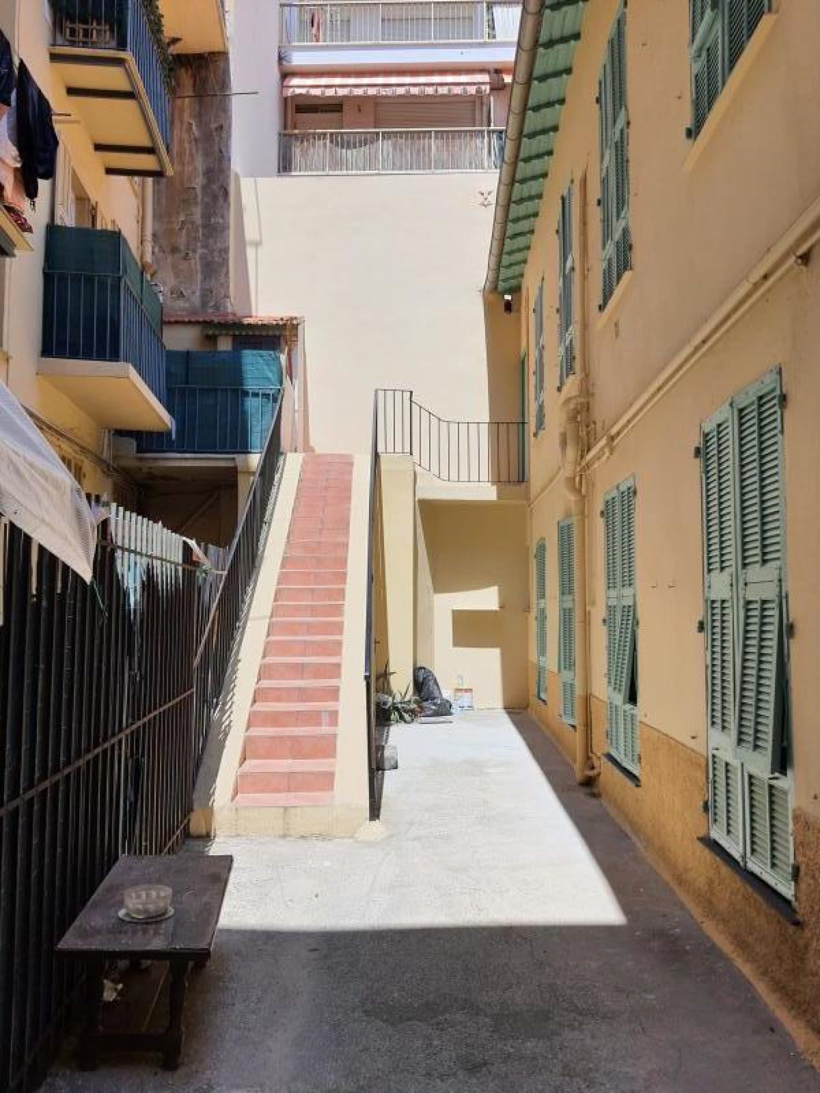 Image_6, Studio, Nice,
                                ref :01052